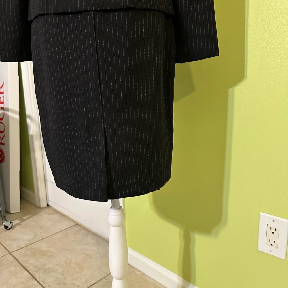 Vintage Joseph Ribkoff Pin Stripe Skirt and Matching Jacket - Picture 10 of 14